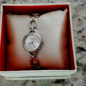 Coach C-watch battery needs to be replace